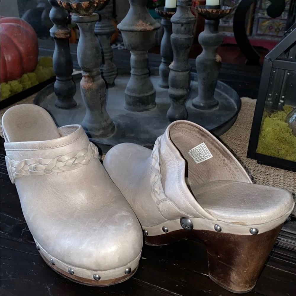 UGG Clogs. Sooo Cool!